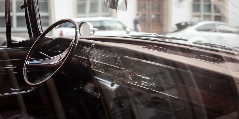 新华与汇丰：资产管理vs财富管理的双轨哲学