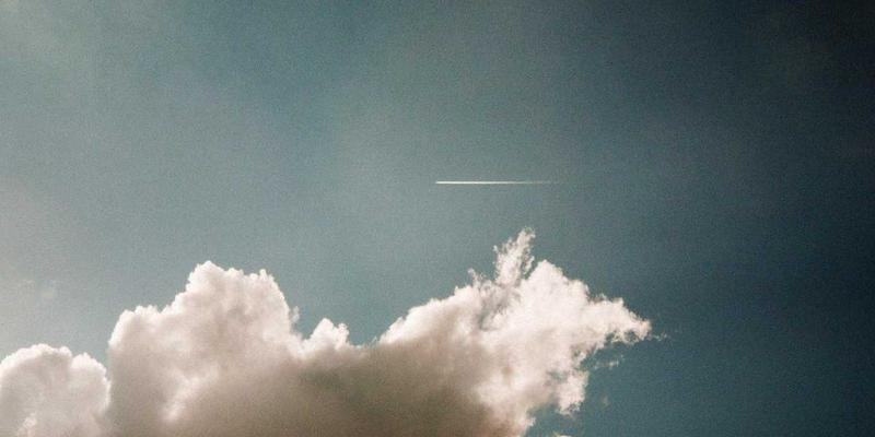 新华汇丰基金固收+策略解析：震荡市下的稳健理财之选